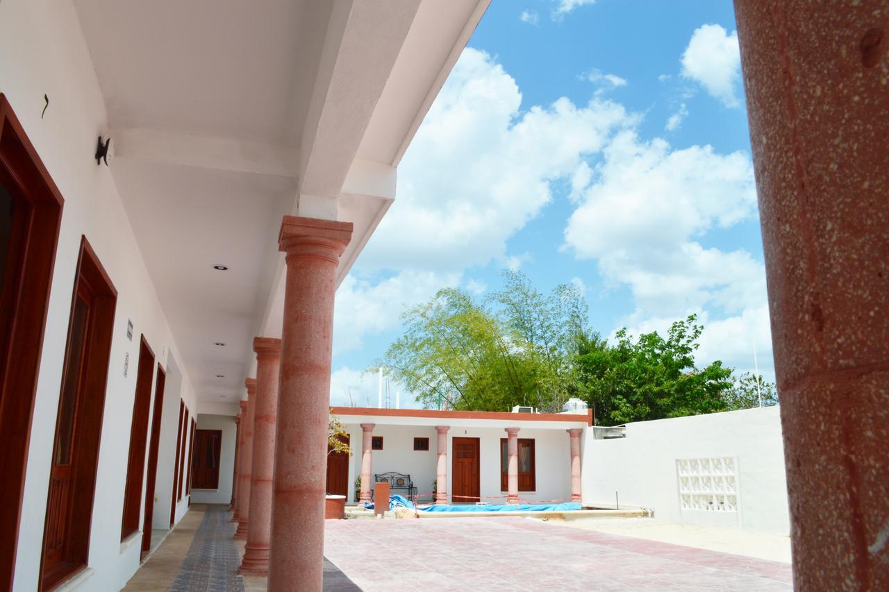 Hotel Las Mestizas 巴利亚多利德 外观 照片