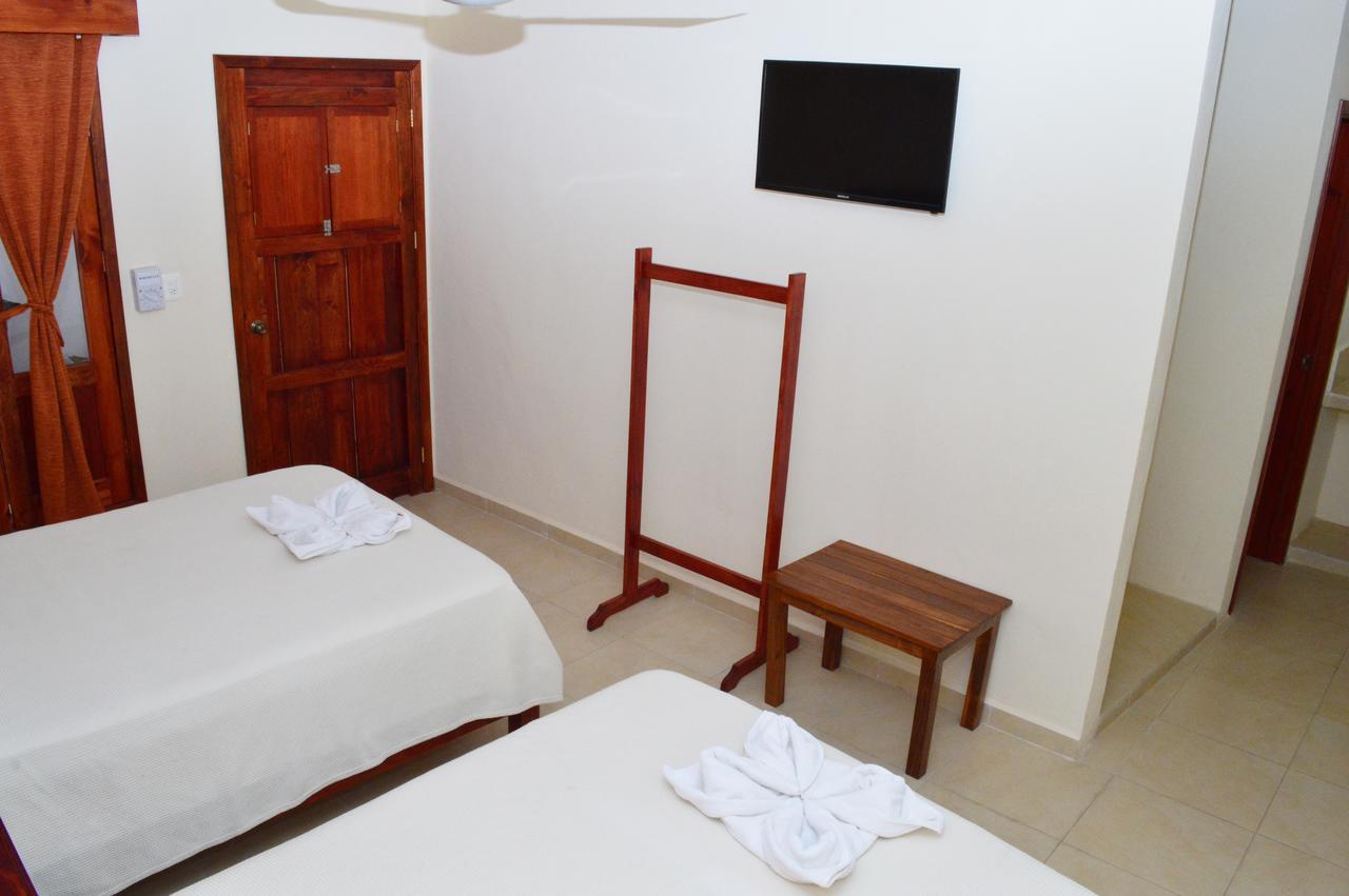 Hotel Las Mestizas 巴利亚多利德 外观 照片