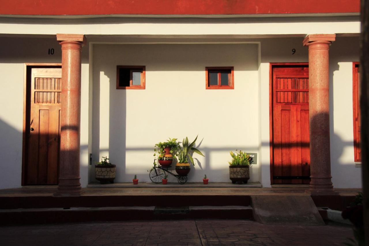 Hotel Las Mestizas 巴利亚多利德 外观 照片